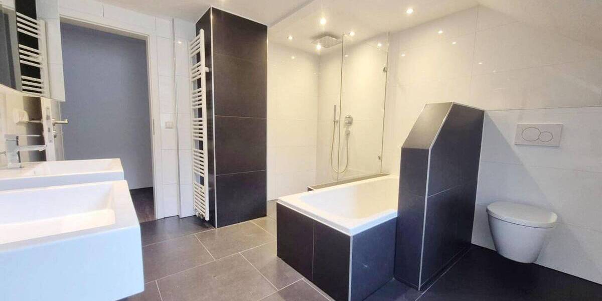 Etagenwohnung Backnang - 4 Zimmer, 112 m&sup2;, 295.000&euro; | Angebot:26038277