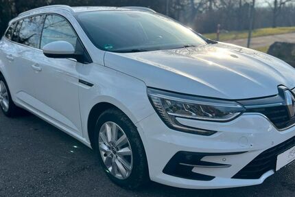 Renault Megane 125.873 km 9.999 &euro; Stuttgart 70469