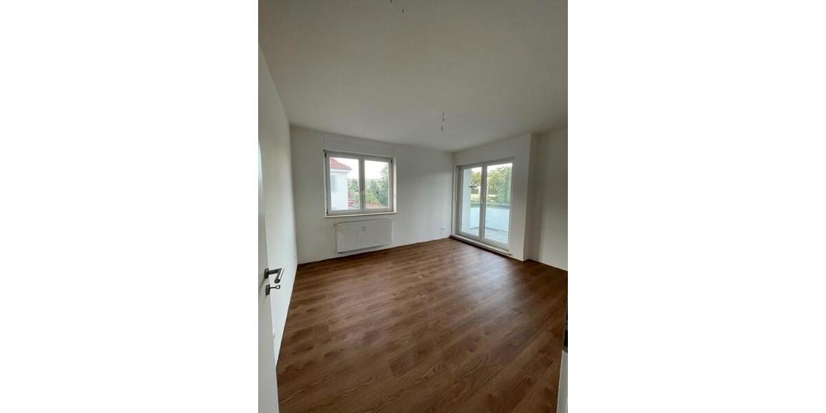 Etagenwohnung Esslingen am Neckar Brühl - 4 Zimmer, 72 m&sup2;, 811&euro; | Angebot:24876487