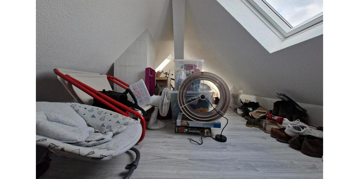 Etagenwohnung Stuttgart Vaihingen - 5 Zimmer, 96 m&sup2;, 1.550&euro; | Angebot:26652368