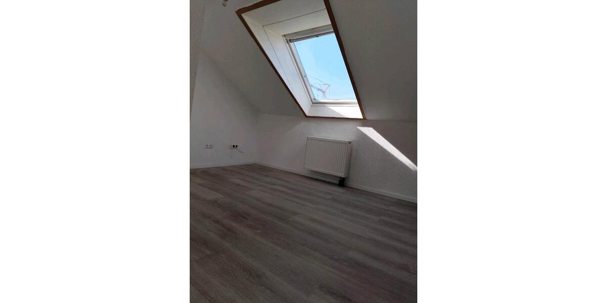 Reihenhaus Esslingen am Neckar Pliensauvorstadt - 4 Zimmer, 106 m&sup2;, 1.450&euro; | Angebot:26296303