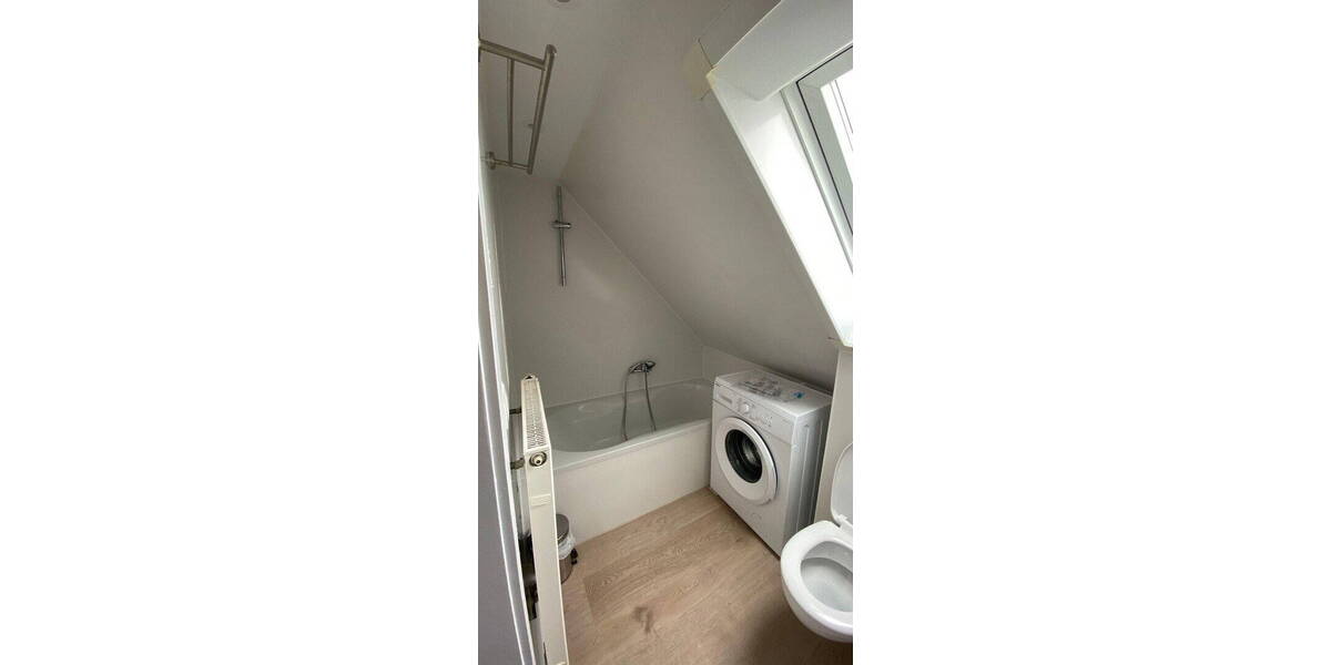 Etagenwohnung STUTTGART Untertürkheim - 2 Zimmer, 50 m&sup2;, 750&euro; | Angebot:26203900