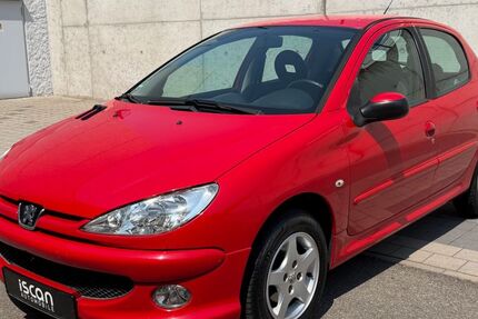 Peugeot 206 180.000 km 1.950 &euro; Backnang 71522