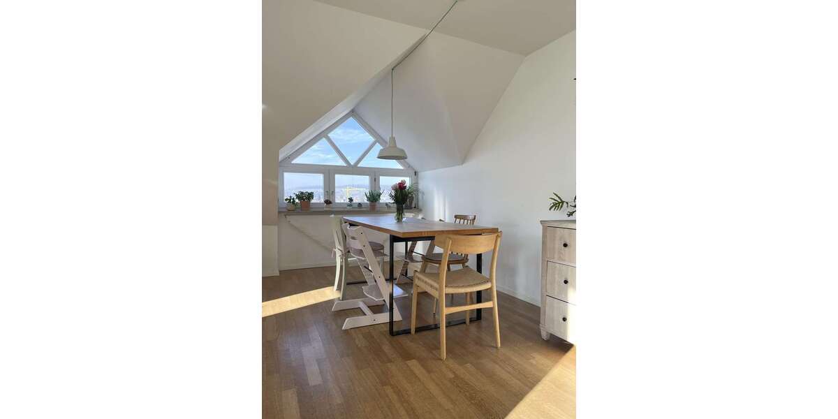 Etagenwohnung Stuttgart Feuerbach - 4.5 Zimmer, 103 m&sup2;, 600.000&euro; | Angebot:26242463