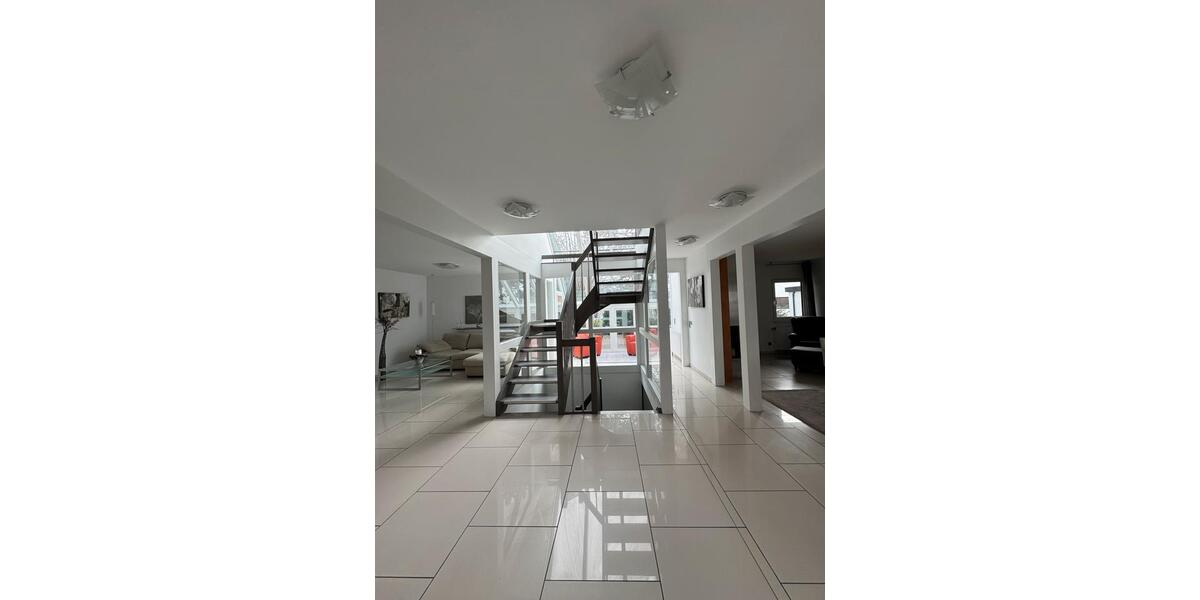 Einfamilienhaus Stuttgart Mühlhausen - 4 Zimmer, 160 m&sup2;, 390.000&euro; | Angebot:26071644