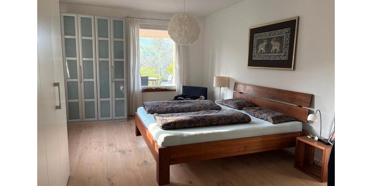Erdgeschoßwohnung Stuttgart Luginsland - 3.5 Zimmer, 87 m&sup2;, 1.510&euro; | Angebot:26254441