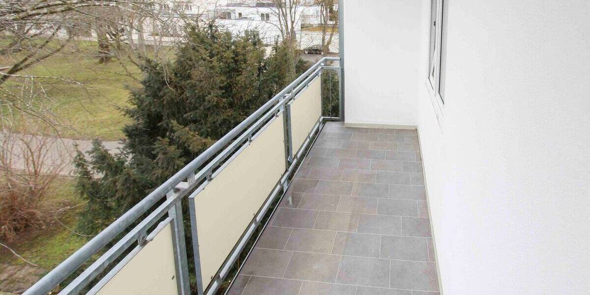 Etagenwohnung Stuttgart Dürrlewang - 3 Zimmer, 64 m&sup2;, 270.000&euro; | Angebot:26751936