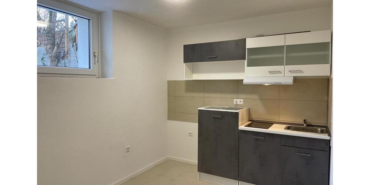 Etagenwohnung Stuttgart Zuffenhausen - 1.5 Zimmer, 33 m&sup2;, 650&euro; | Angebot:25421030