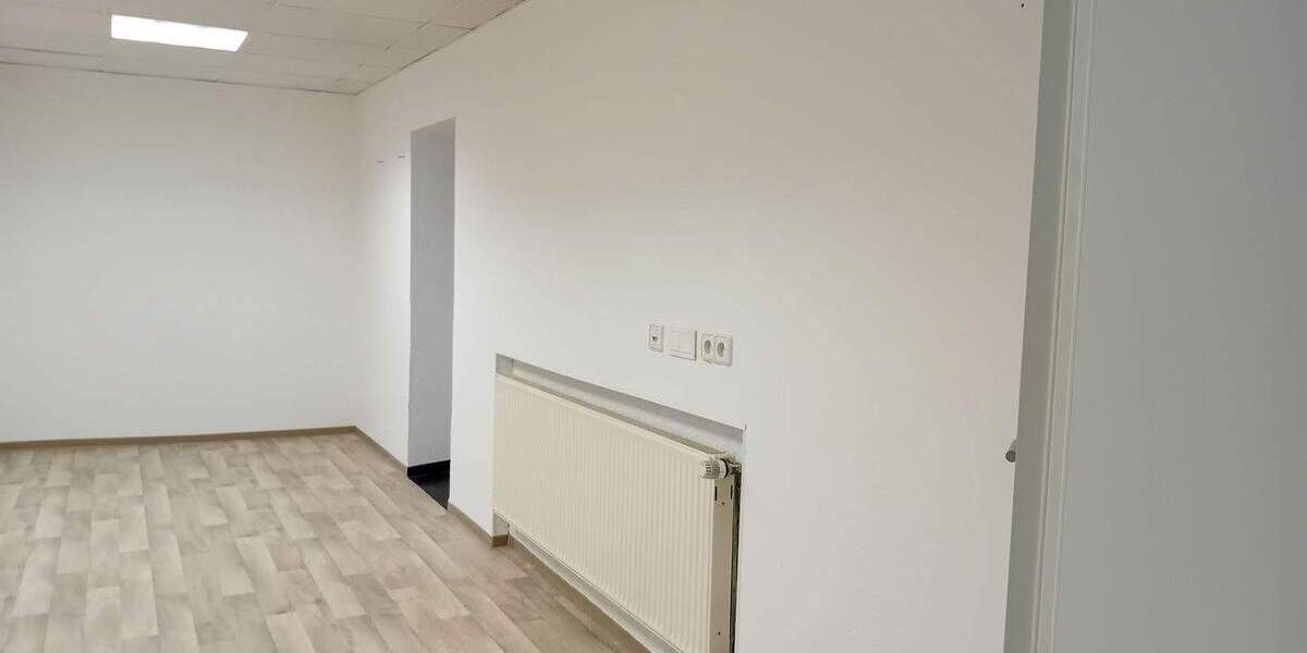 Gewerbeobjekt Schorndorf - 1 Zimmer, 40 m&sup2;, 340&euro; | Angebot:25674702