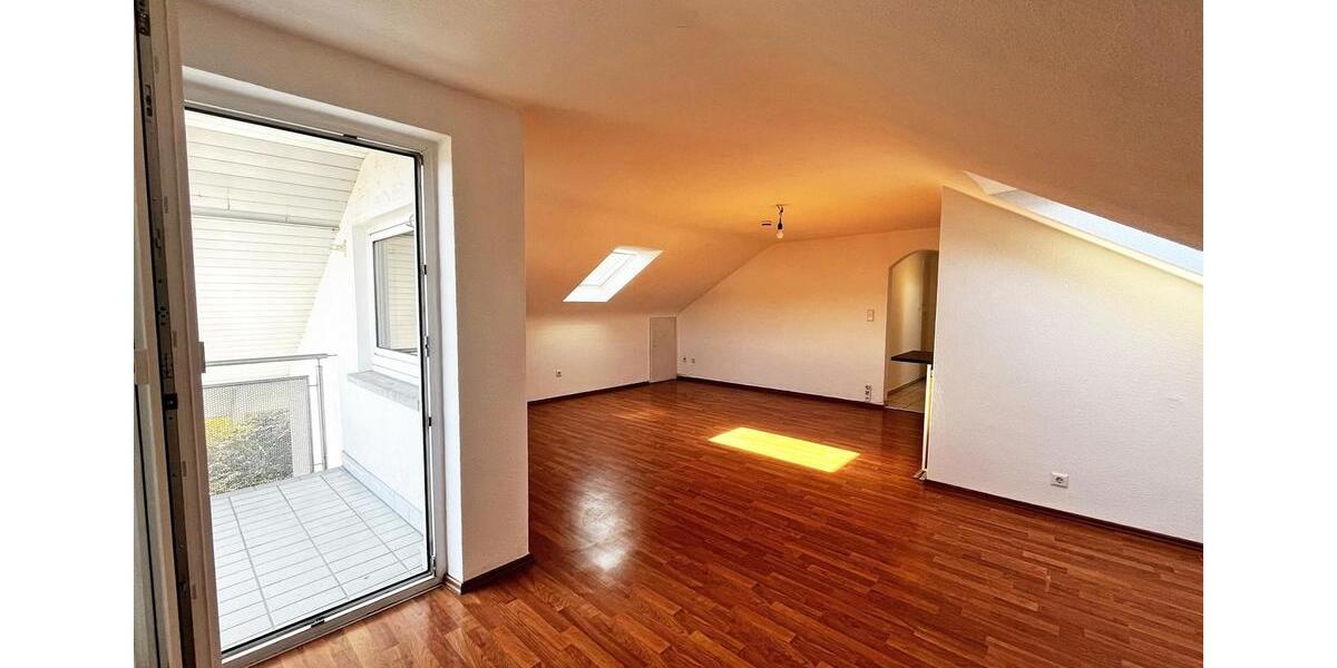 Dachgeschoßwohnung Ostfildern - 1.5 Zimmer, 39 m&sup2;, 695&euro; | Angebot:26235872