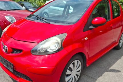 Toyota Aygo (X) 136.000 km 2.200 &euro; Stuttgart 70195