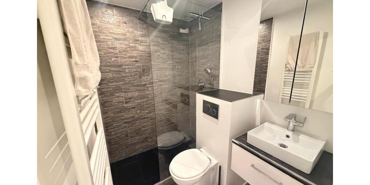 Etagenwohnung Stuttgart Vaihingen - 1.5 Zimmer, 39 m&sup2;, 900&euro; | Angebot:25328087