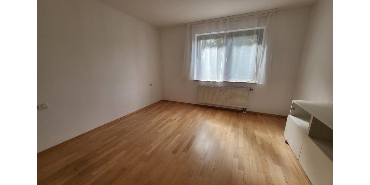 Etagenwohnung Ebersbach an der Fils - 3.5 Zimmer, 80 m&sup2;, 295.000&euro; | Angebot:26837402