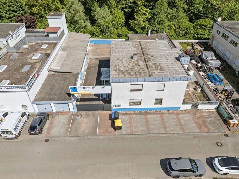 Halle in Neckartenzlingen 999.000 € 502.14 m²