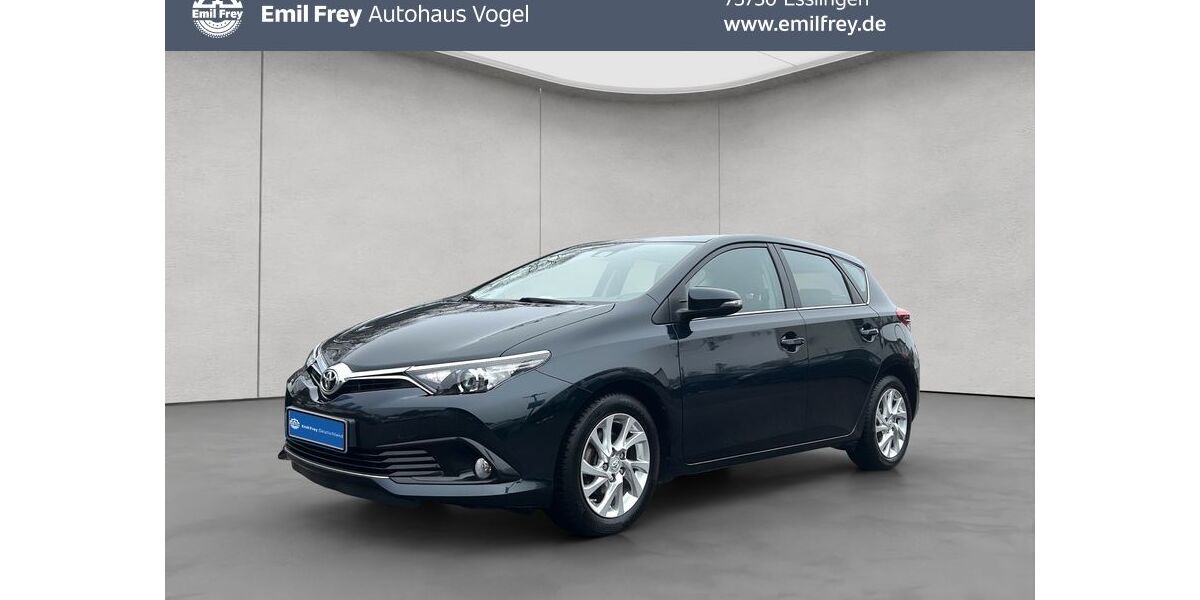 Toyota Auris 97.840 km 11.980 &euro; Esslingen 73730