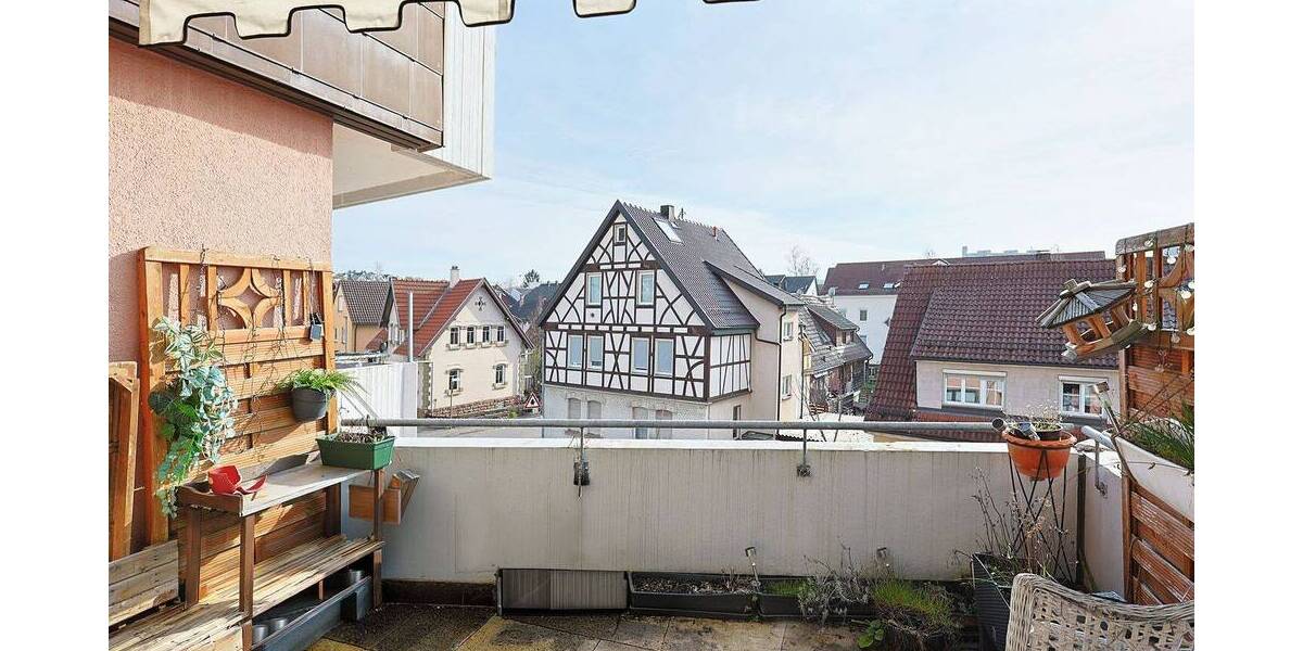 Etagenwohnung Leonberg - 3 Zimmer, 93 m&sup2;, 990&euro; | Angebot:26377735