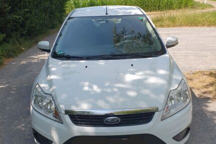 Ford Focus 165.300 km 2.150 € Mühlacker 75417