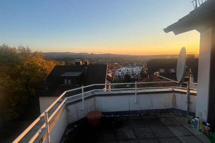 Helle 4-Zimmer-Dachgeschosswohnung in ruhiger Lage zimmer