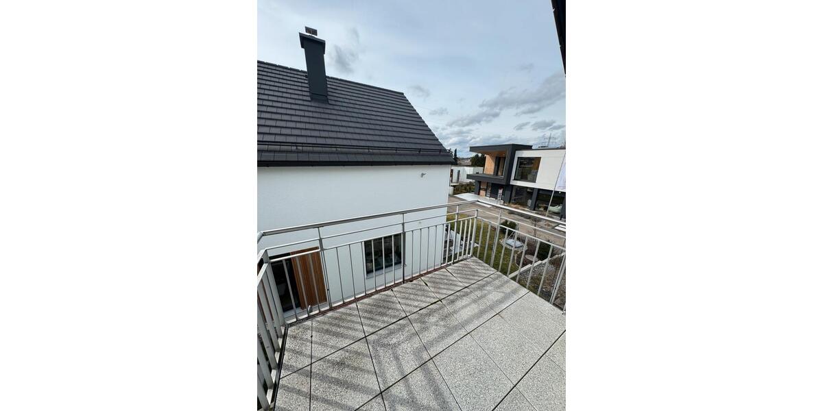 Einfamilienhaus Stuttgart Mühlhausen - 4 Zimmer, 160 m&sup2;, 390.000&euro; | Angebot:26071644