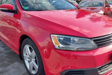 VW Jetta 115.364 km 4.999 € Fellbach 70736