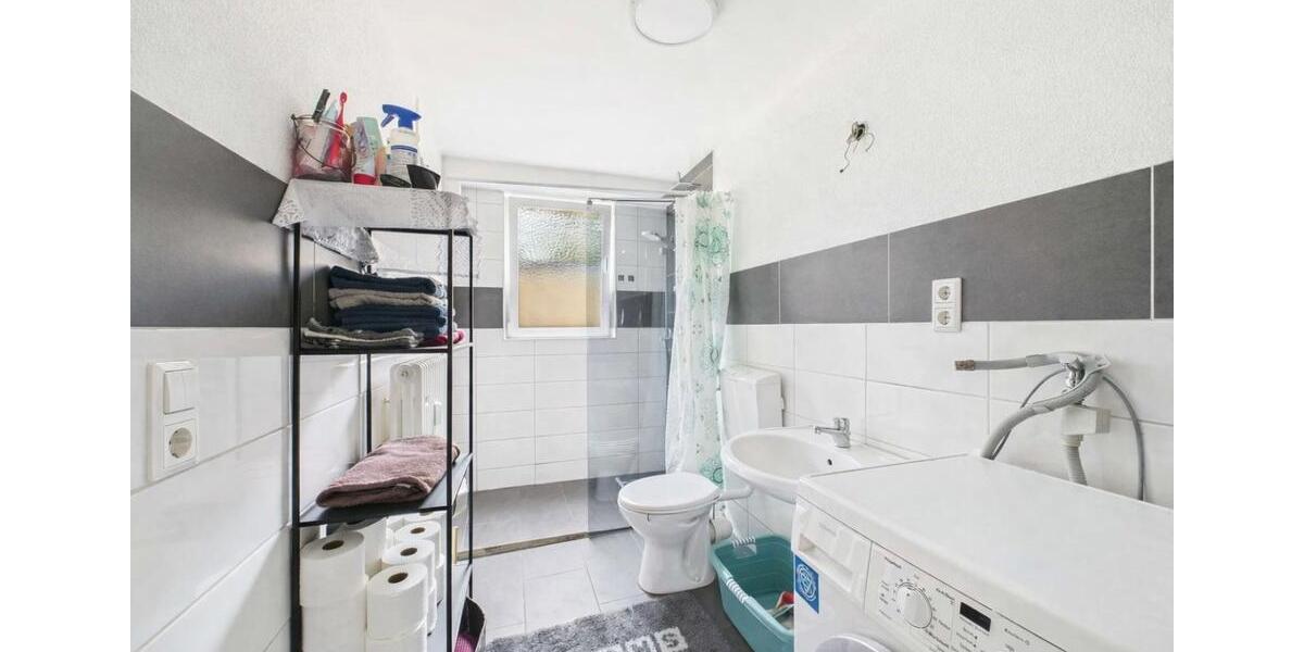 Etagenwohnung Esslingen am Neckar Oberesslingen - 2 Zimmer, 42 m&sup2;, 142.000&euro; | Angebot:24719660