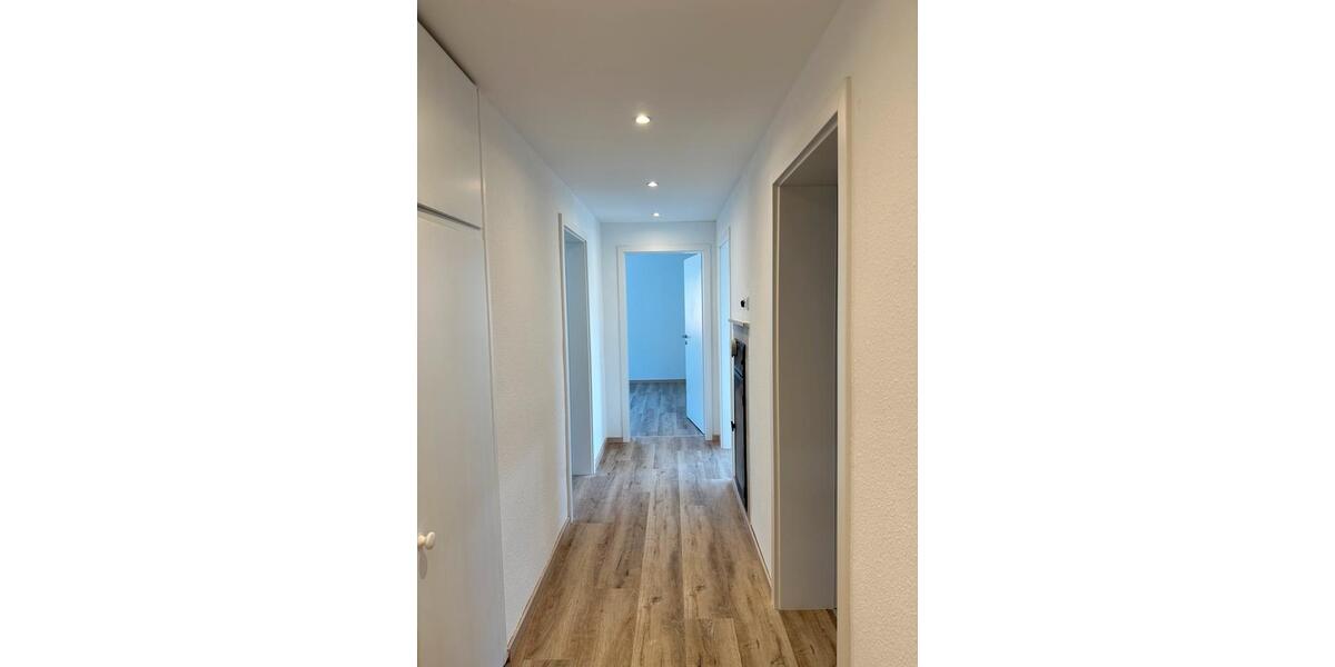 Etagenwohnung Albershausen - 3 Zimmer, 75 m&sup2;, 1.190&euro; | Angebot:26438238
