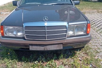 Mercedes-Benz 190 158.953 km 2.200 &euro; BÖBLINGEN 71034