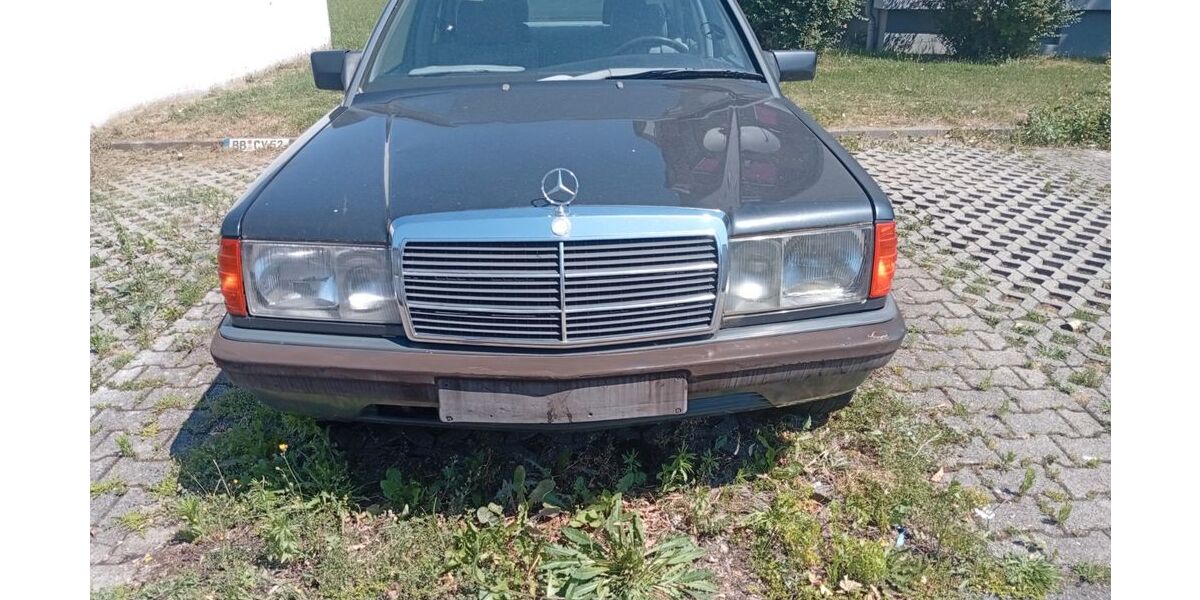 Mercedes-Benz 190 158.953 km 2.200 &euro; BÖBLINGEN 71034