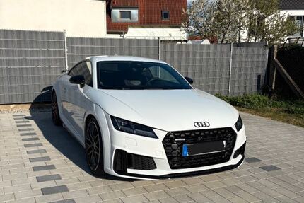 Audi TT 73.514 km 33.499 &euro; Wolfschlugen 72649