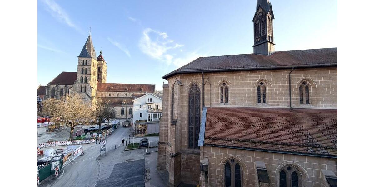 Dachgeschoßwohnung Esslingen am Neckar - 3.5 Zimmer, 105 m&sup2;, 1.400&euro; | Angebot:26057341