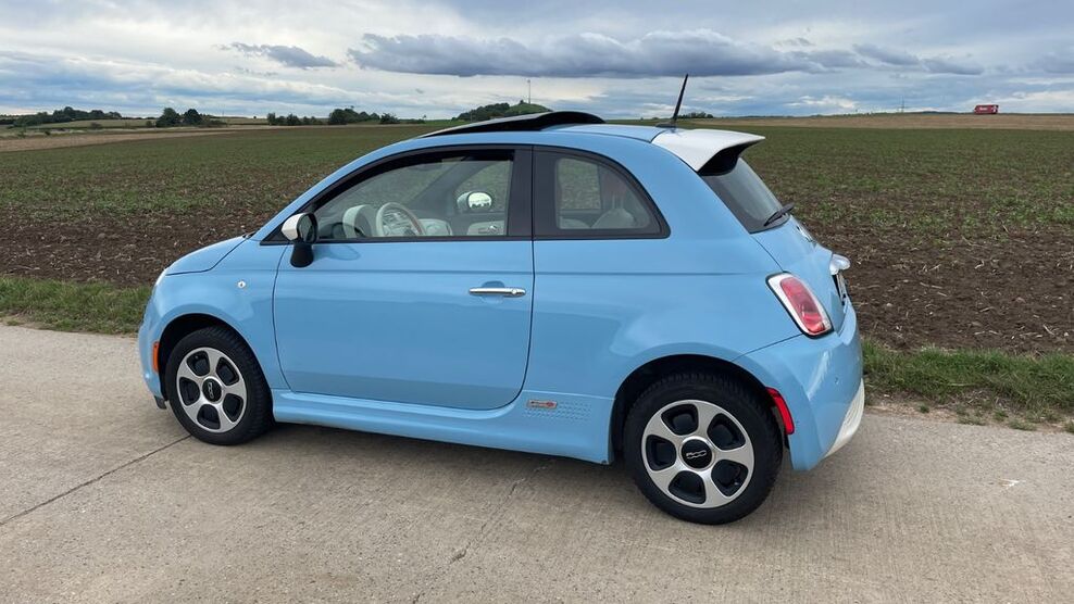 Fiat 500e 30.800 km 8.700 € Stuttgart 70469