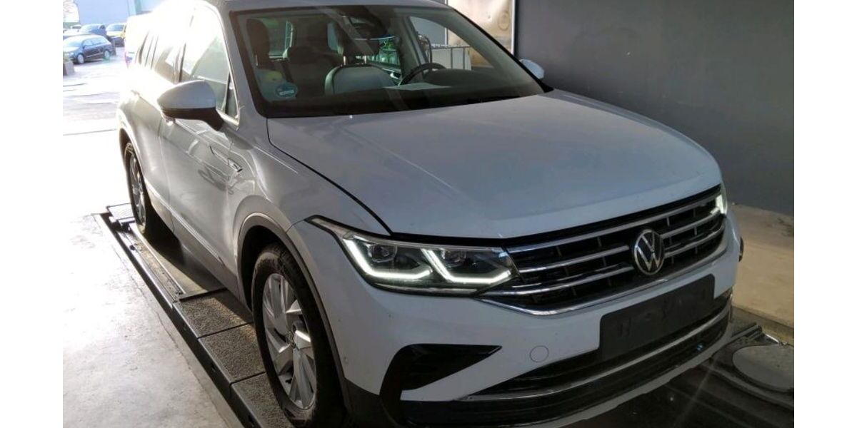 VW Tiguan 65.000 km 25.999 &euro; Kornwestheim 70806