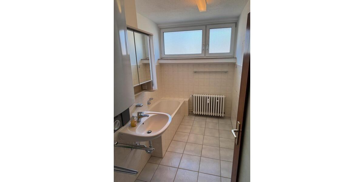 Etagenwohnung Esslingen am Neckar Oberesslingen - 3 Zimmer, 83 m&sup2;, 305.000&euro; | Angebot:24731532