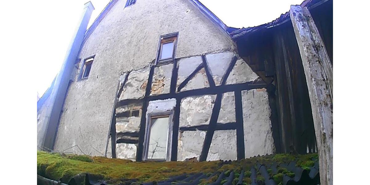 Zu vermieten historisches Bauernhaus mit großem Garten & Schuppen 4 zimmer