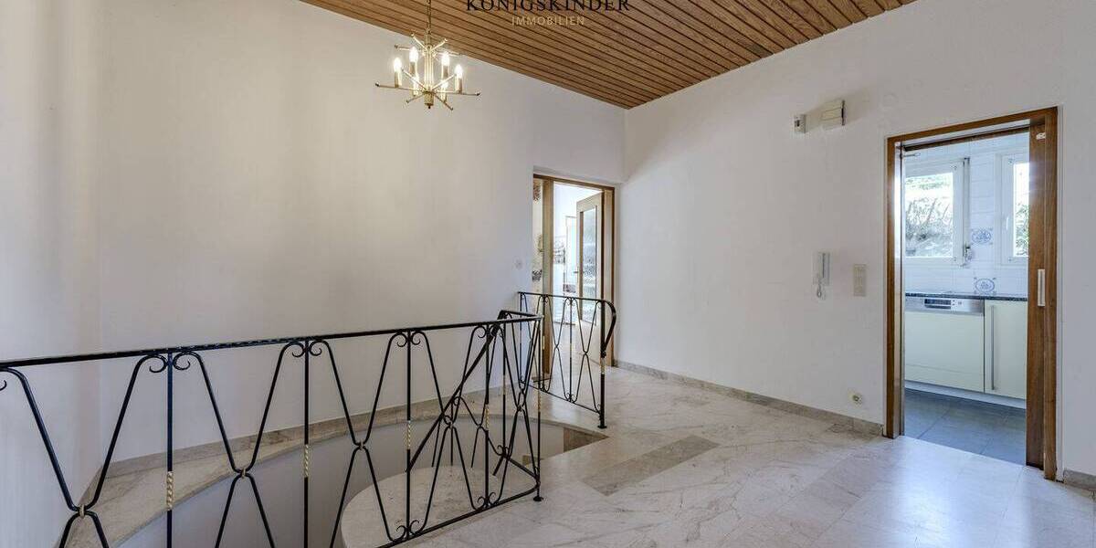 Doppelhaushälfte Leinfelden-Echterdingen Echterdingen - 8 Zimmer, 235 m&sup2;, 798.000&euro; | Angebot:26388860