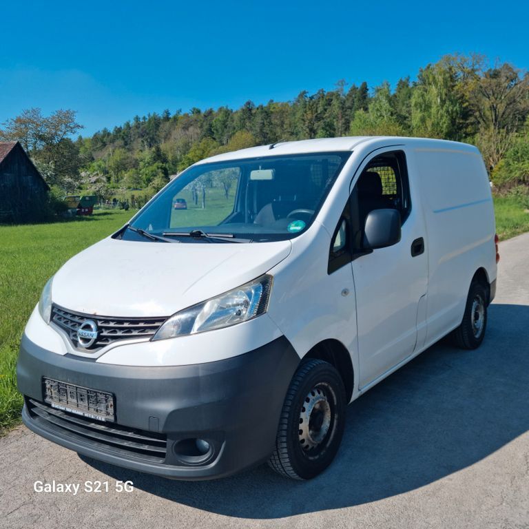 NV200