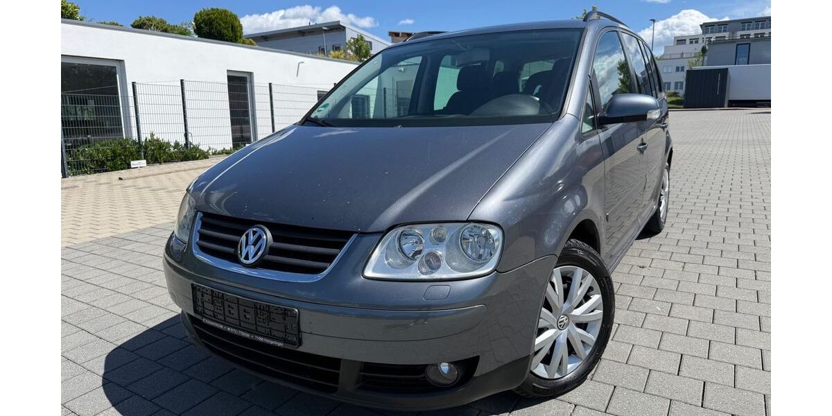 VW Touran 370.000 km 1.480 &euro; Holzgerlingen 71088