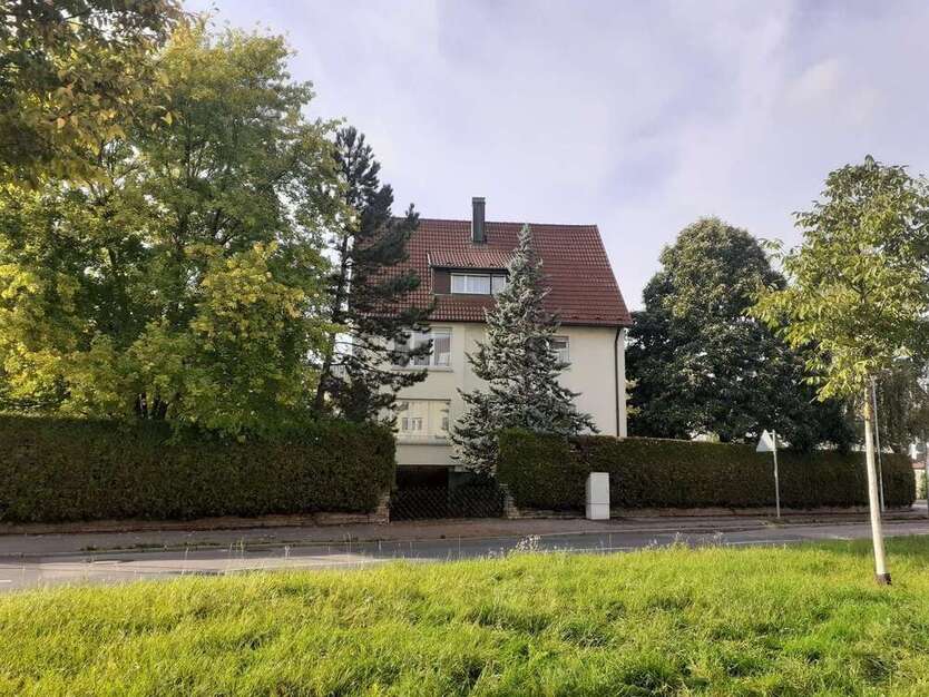 Haus zum Kaufen in Stuttgart 1.350.000 € 226 m²