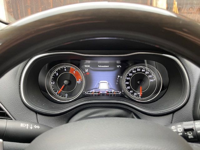 Jeep Cherokee 73.701 km 25.400 € Tübingen 72072