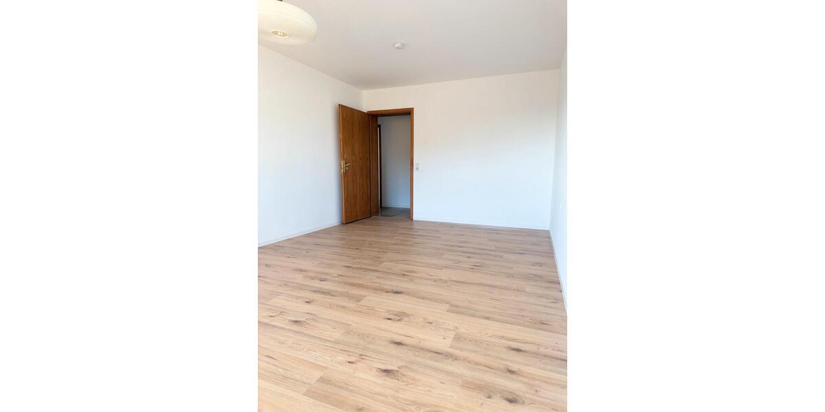 Etagenwohnung Rutesheim - 5 Zimmer, 123 m&sup2;, 1.250&euro; | Angebot:26007794