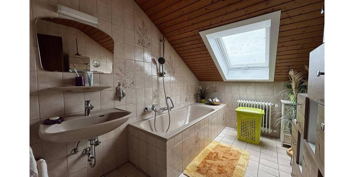 Mehrfamilienhaus, Wohnhaus Böblingen Dagersheim - 1 Zimmer, 253 m&sup2;, 680.000&euro; | Angebot:26799363