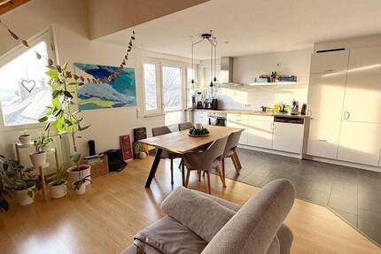 Ein Schmuckstück ist diese 2,5-Zimmer-Maisonettewohnung m. EBK u. Balkon NUR AN EINZELPERSON 2 zimmer