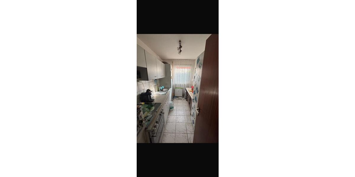 Hochparterre Freiberg am Neckar - 2 Zimmer, 75 m&sup2;, 250.000&euro; | Angebot:27113679