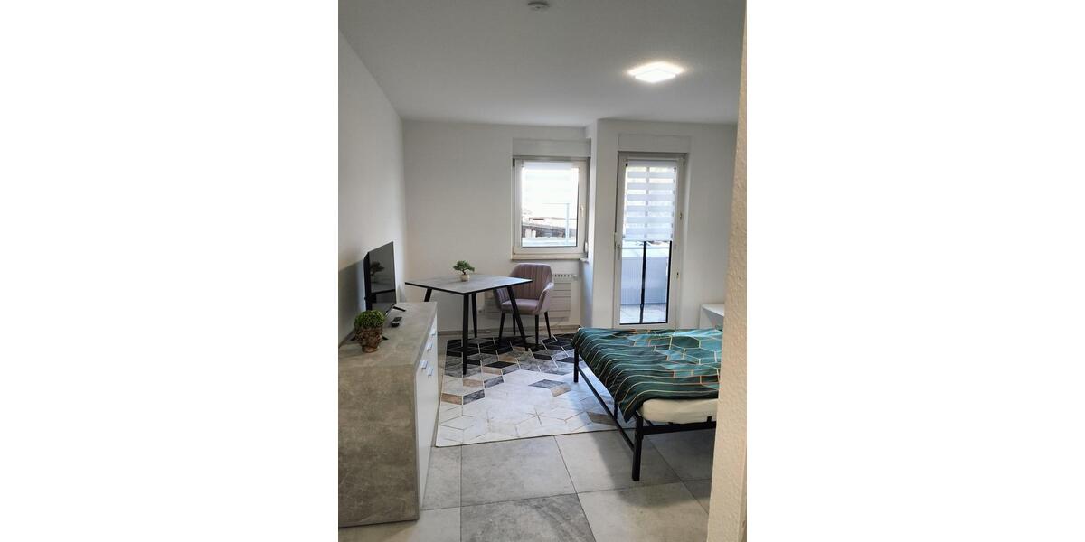 Etagenwohnung Esslingen am Neckar Oberesslingen - 1 Zimmer, 28 m&sup2;, 655&euro; | Angebot:25138251