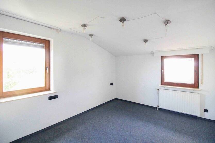 Einzigartiges Reihenhaus mit großem Garten in sehr guter Lage in Ebersbach an der Fils