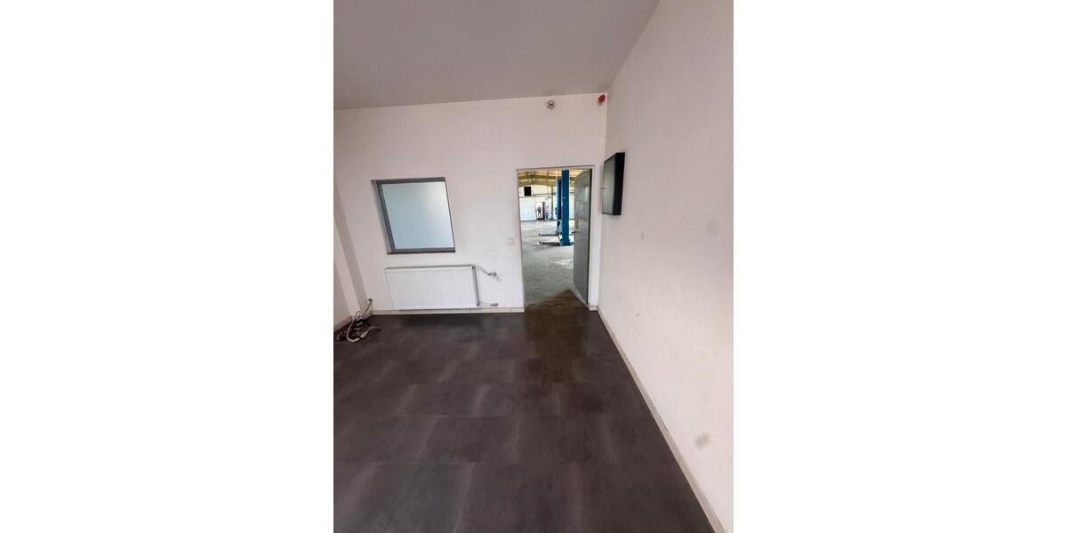 Gewerbeobjekt Böblingen Dagersheim - 3.700&euro; | Angebot:26702418