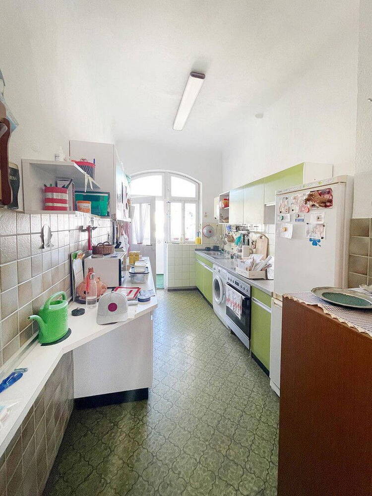 Aussichtsreiche Perspektiven - MFH mit 4 freien Wohneinheiten plus ausbaufähiges DG