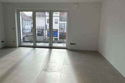 Wohnung zum Mieten in Kirchheim unter Teck 1.300 € 98 m² 4 zimmer