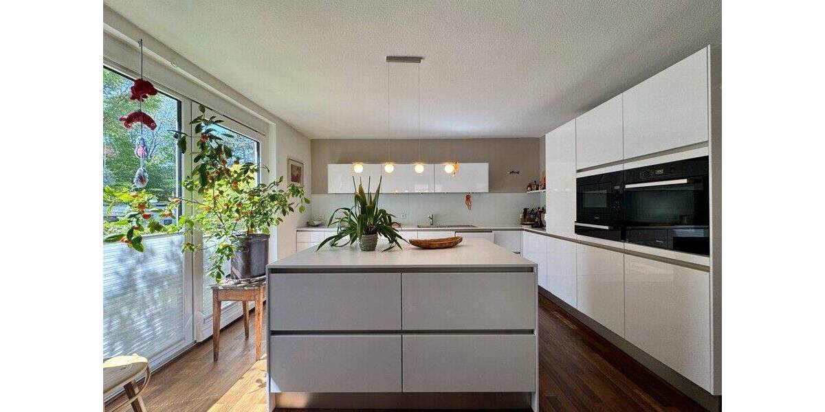 Einfamilienhaus Kornwestheim - 1 Zimmer, 258 m&sup2;, 925.000&euro; | Angebot:26806895