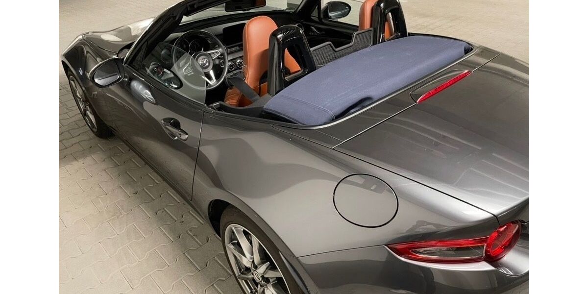 Mazda MX-5 9.808 km 30.900 &euro; Ludwigsburg 71640